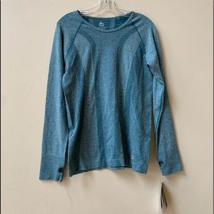 NEW W TAGS!! Teal Seamless RBX Athletic Shirt